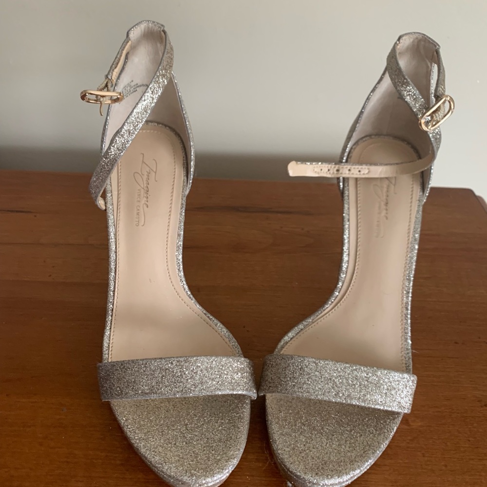 Vince Canute gold sparkle shoe